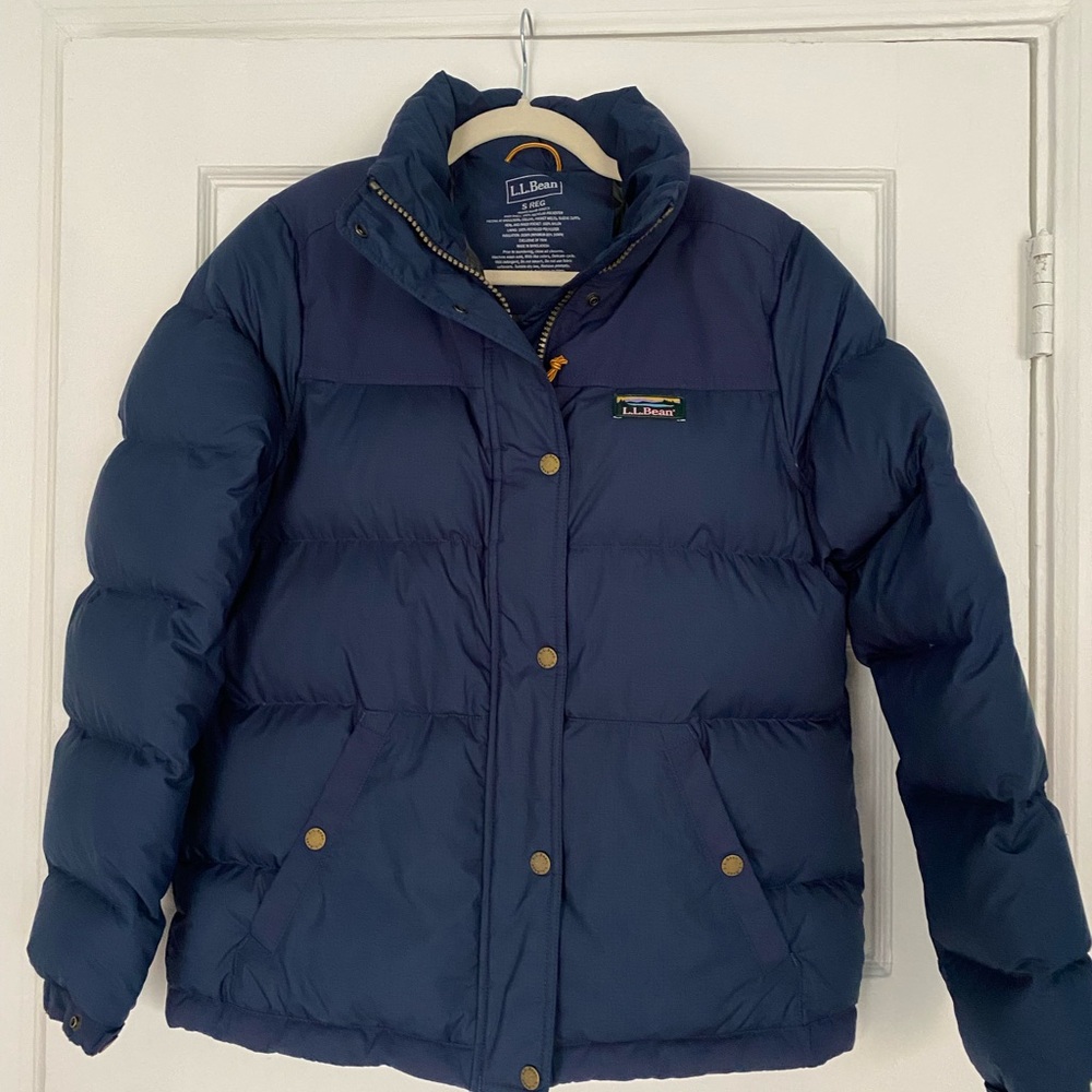 L.L. Bean Navy Blue Puffer Jacket